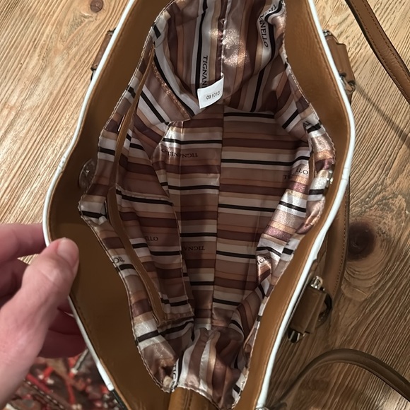 Tignanello leather mini tote white with black and brown. - Picture 8 of 14